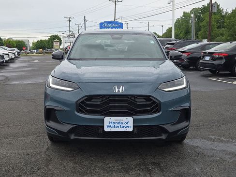 Used 2024 Honda HR-V Sport image 2