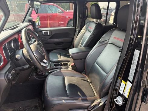 Used 2019 Jeep Wrangler Unlimited Rubicon AWD/4WD image 9