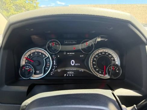 Used 2014 RAM 2500 SLT w/ Luxury Group AWD/4WD image 13