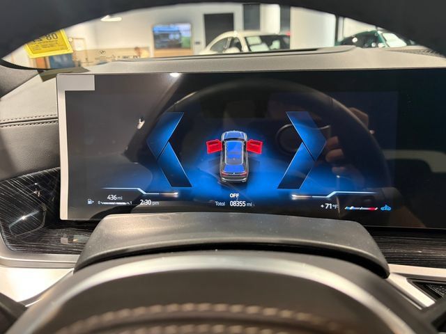 New 2026 BMW X7 xDrive40i w/ M Sport Package AWD/4WD image 17