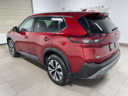 Used 2021 Nissan Rogue SV AWD/4WD image 4