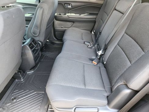 Used 2019 Honda Passport Sport image 32