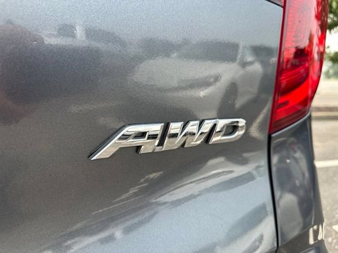 Used 2016 Honda Pilot LX image 4