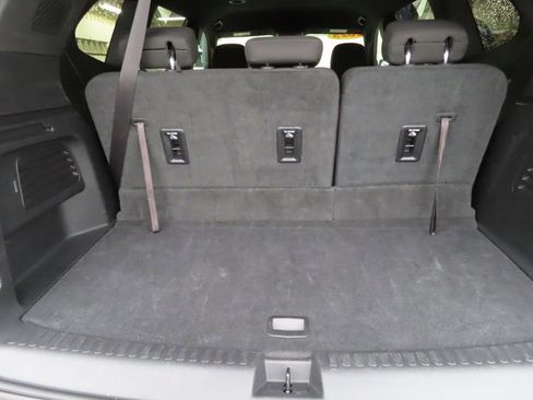 Used 2025 GMC Acadia Elevation image 42