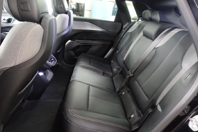 Used 2024 Cadillac Lyriq Tech AWD/4WD image 21