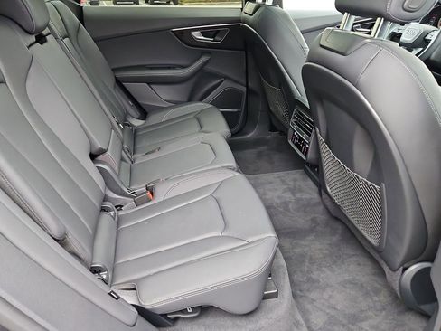 Certified 2025 Audi Q8 Premium Plus w/ Premium Plus Package image 18