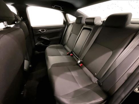 Used 2025 Honda Civic Sport image 15