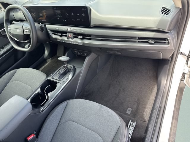 New 2026 Kia K4 FWD image 16