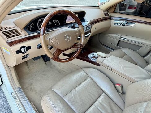 Used 2010 Mercedes-Benz S 550 4MATIC image 22