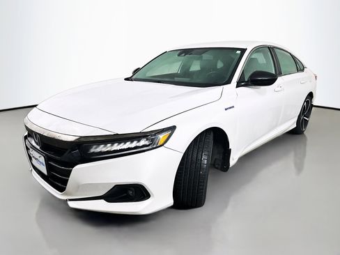 Certified 2022 Honda Accord Sport image 3