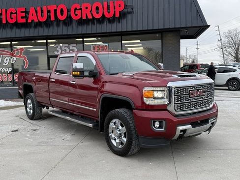 Used 2018 GMC Sierra 3500 Denali w/ Duramax Plus Package image 19