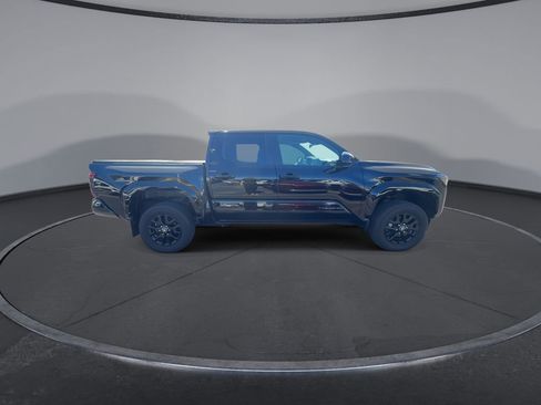 Used 2024 Toyota Tacoma SR5 AWD/4WD image 7