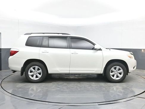 Used 2010 Toyota Highlander 2WD image 15