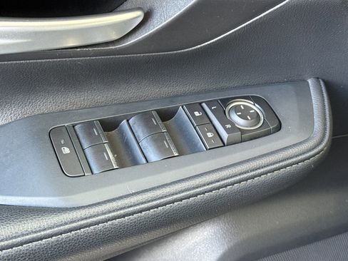 Used 2025 Toyota Grand Highlander FWD image 14