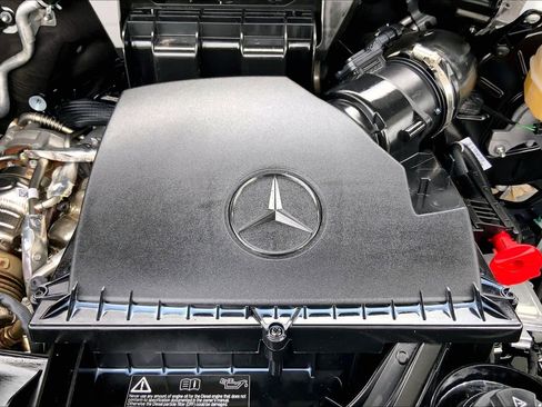 Used 2025 Mercedes-Benz Sprinter 2500 image 29