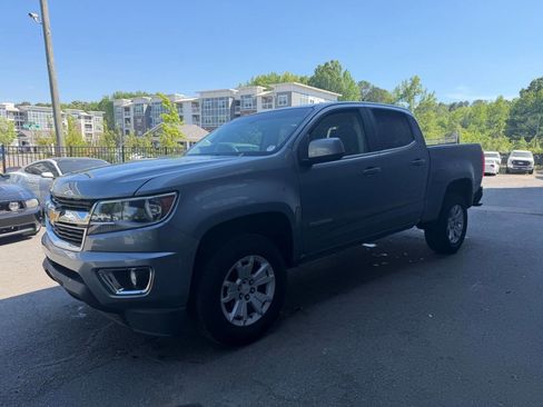 Used 2018 Chevrolet Colorado LT w/ LT Convenience Package image 4