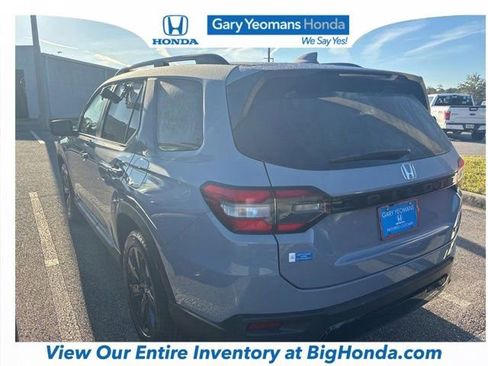 Used 2026 Honda Pilot Sport image 12