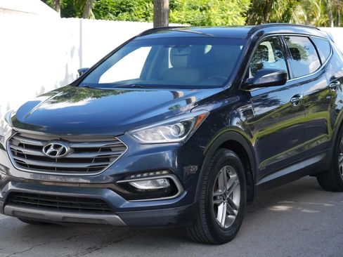 Used 2017 Hyundai Santa Fe Sport FWD image 4