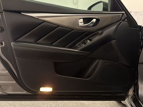 Used 2018 INFINITI Q50 Sport RWD image 12