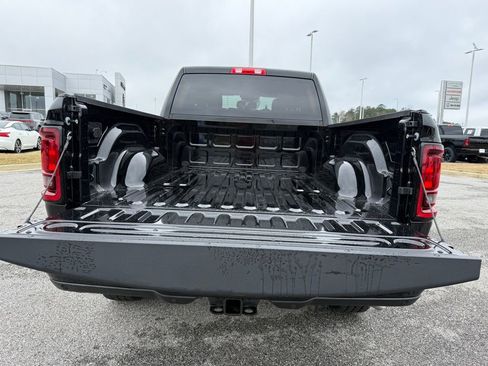 New 2026 RAM 2500 Big Horn AWD/4WD image 9
