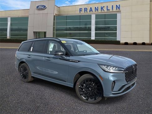 New 2026 Lincoln Aviator Reserve w/ Jet Appearance Package image 1