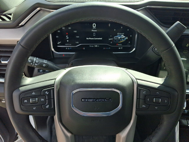Used 2025 GMC Sierra 2500 Denali w/ Technology Package AWD/4WD image 4