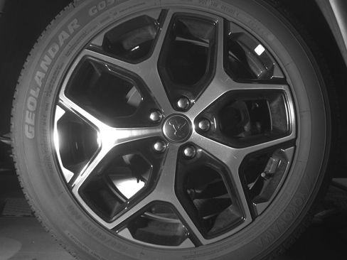 Used 2025 Jeep Compass Limited image 15