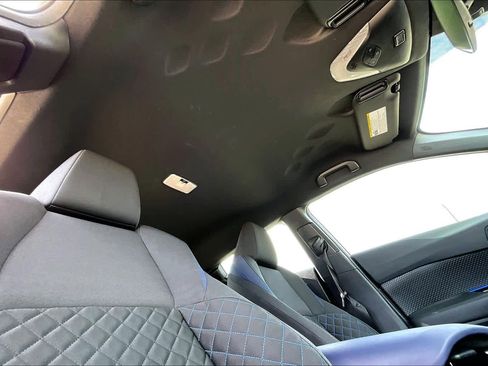 Used 2022 Toyota C-HR XLE image 13