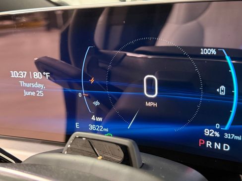 Certified 2024 Cadillac Lyriq Luxury RWD image 21