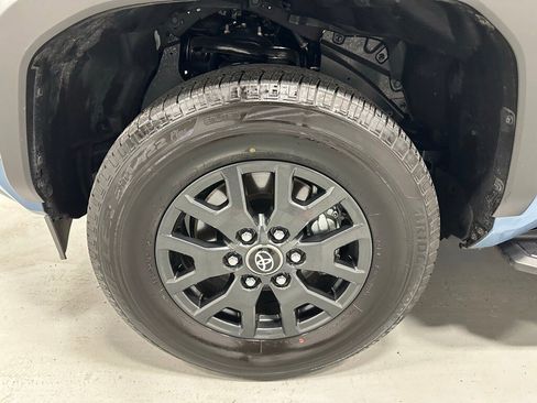 Used 2025 Toyota 4Runner SR5 image 61