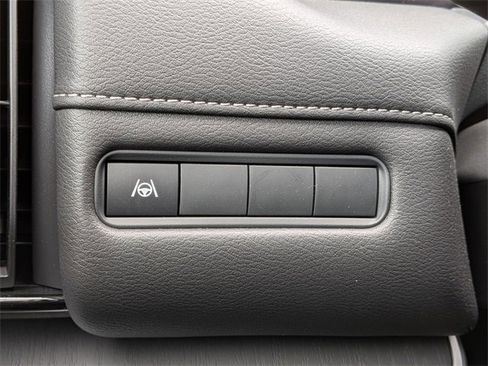 New 2025 Nissan Armada SV image 22