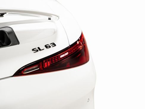 Used 2022 Mercedes-Benz SL 63 AMG 4MATIC image 25