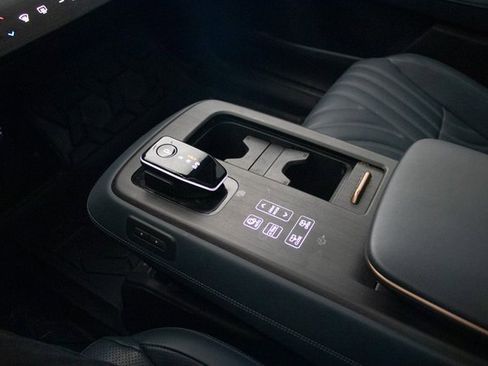 Used 2023 Nissan Ariya image 33