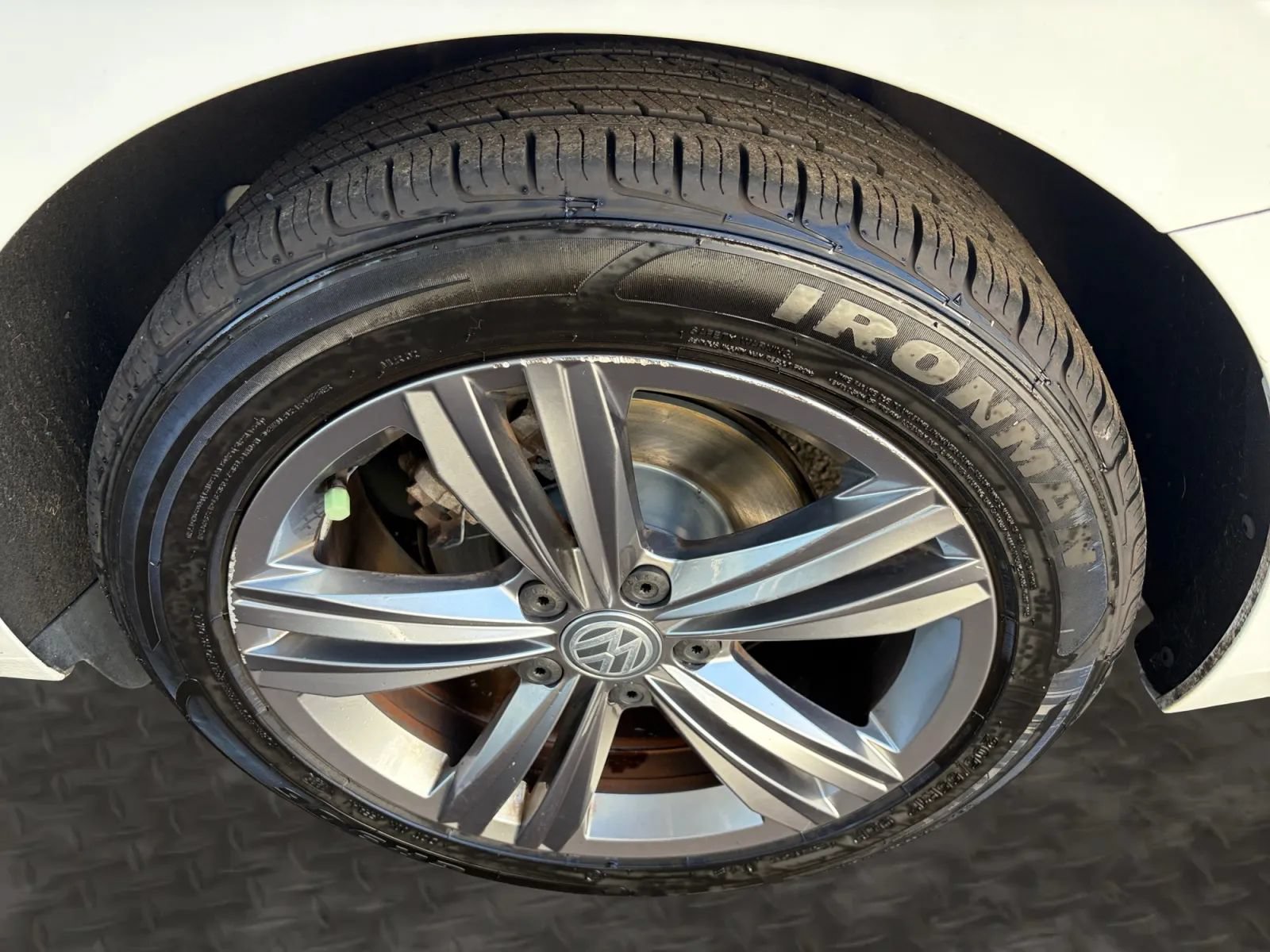 Used 2019 Volkswagen Jetta R-Line w/ R-Line Cold Weather Package FWD image 43