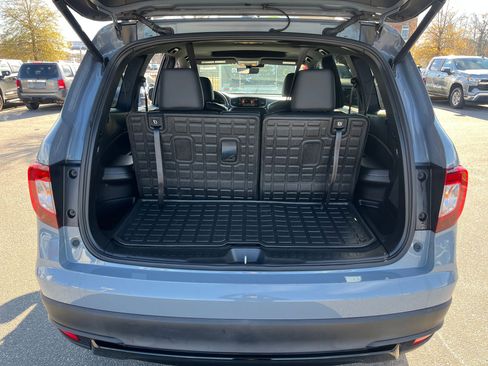 Used 2022 Honda Pilot TrailSport image 18
