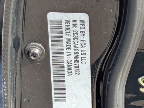 Used 2021 Chrysler 300 Touring image 30