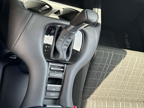 Certified 2023 Honda HR-V LX image 24