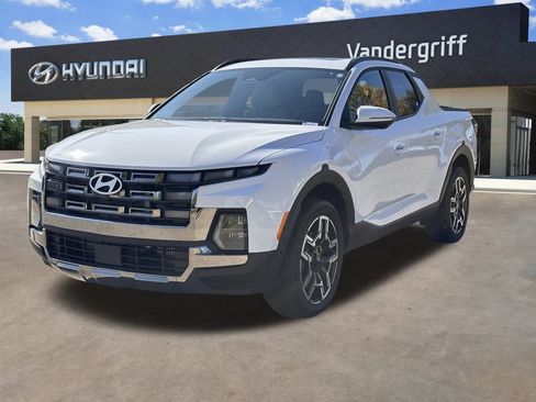 Certified 2025 Hyundai Santa Cruz Limited image 4