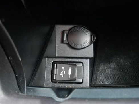 Used 2015 Toyota Camry XLE FWD image 28