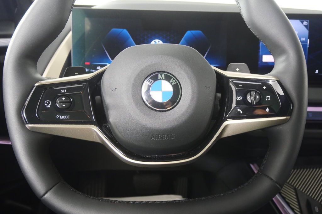 Used 2025 BMW X3 xDrive30i AWD/4WD image 19