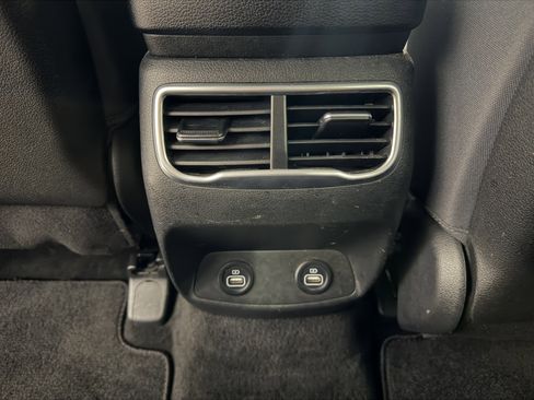 Used 2021 Hyundai Santa Fe SEL FWD image 27