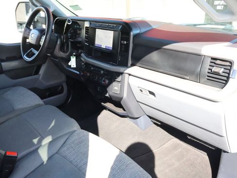 Used 2024 Ford F350 XLT AWD/4WD image 42