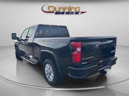 Used 2022 Chevrolet Silverado 3500 High Country image 2