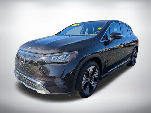 Used 2023 Mercedes-Benz EQE 350+ SUV w/ Exclusive Trim Package image 8