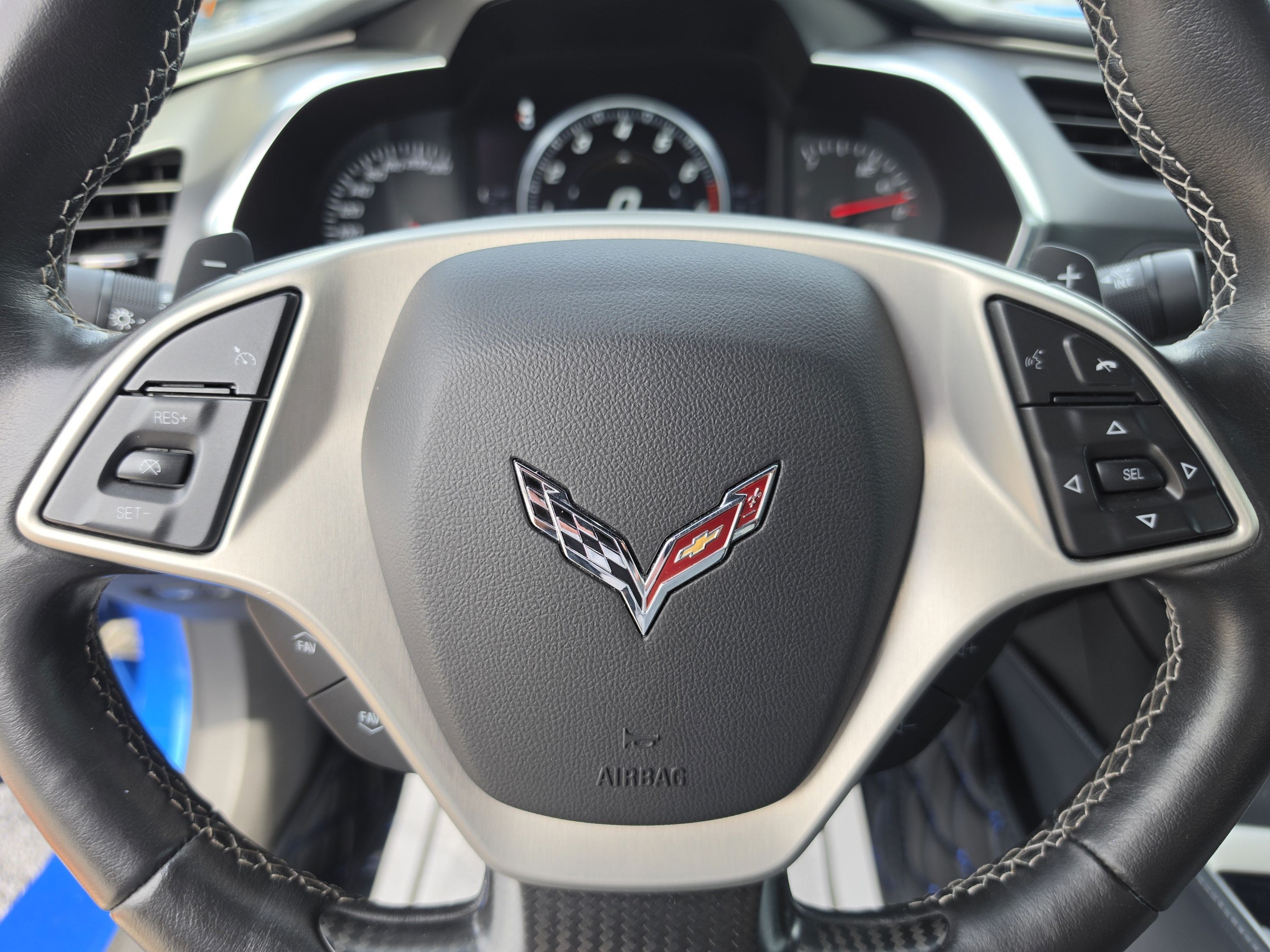 Used 2015 Chevrolet Corvette Z06 w/ 3LZ Preferred Equipment Group RWD image 34
