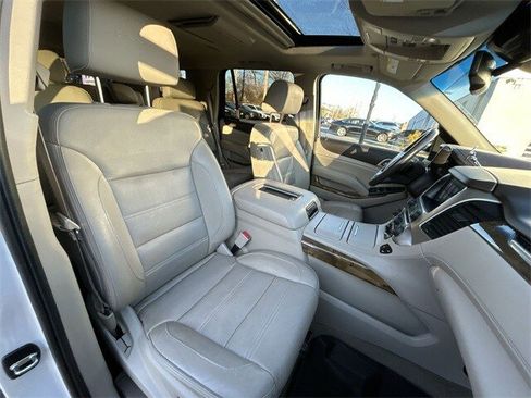 Used 2017 GMC Yukon Denali w/ Open Road Package image 26