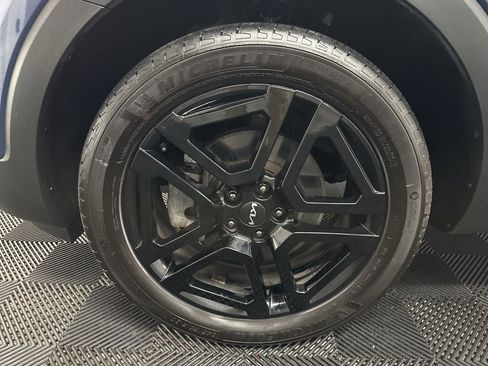 Used 2023 Kia Telluride EX X-Line AWD/4WD image 38