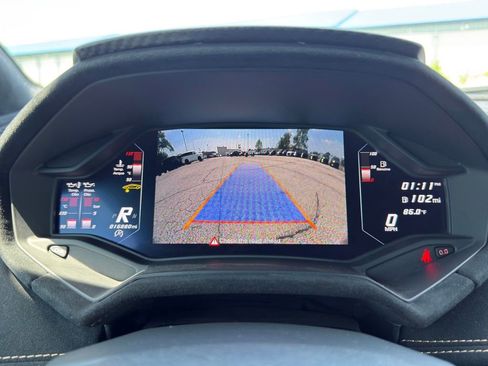 Used 2022 Lamborghini Huracan STO RWD image 19