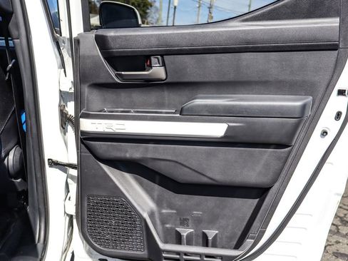 Used 2024 Toyota Tacoma TRD Sport RWD image 38