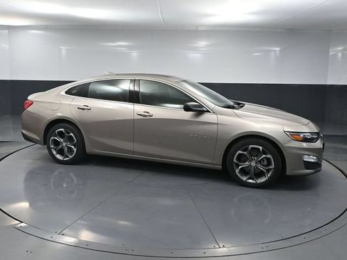 Used 2024 Chevrolet Malibu LT FWD image 4